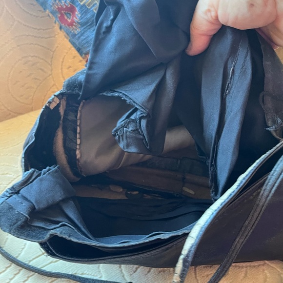 Bottega Venetta Long Loop Weekender - Picture 11 of 12